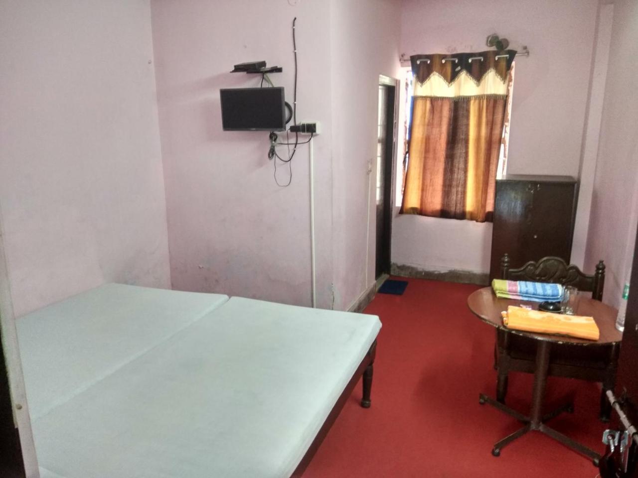 Renu Guest House Kolkata Exterior photo
