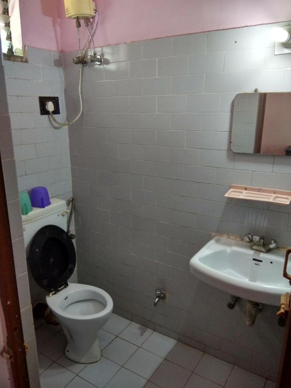 Renu Guest House Kolkata Exterior photo