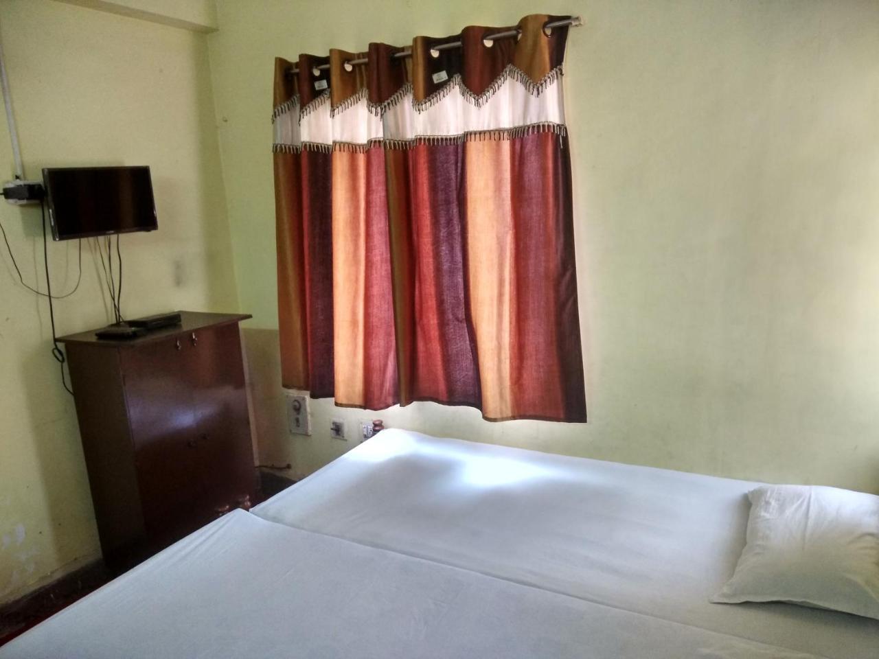 Renu Guest House Kolkata Exterior photo