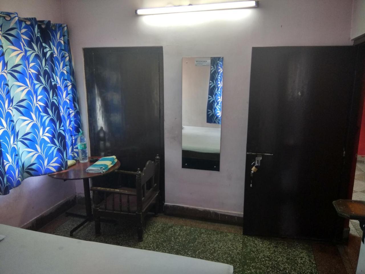 Renu Guest House Kolkata Exterior photo
